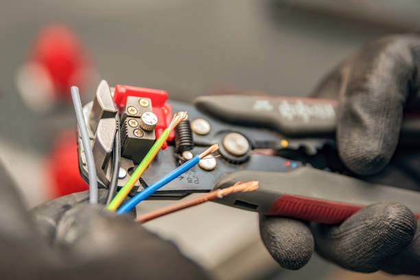 Best Electrical Contractors for Businesses  in Chesterfield, MO